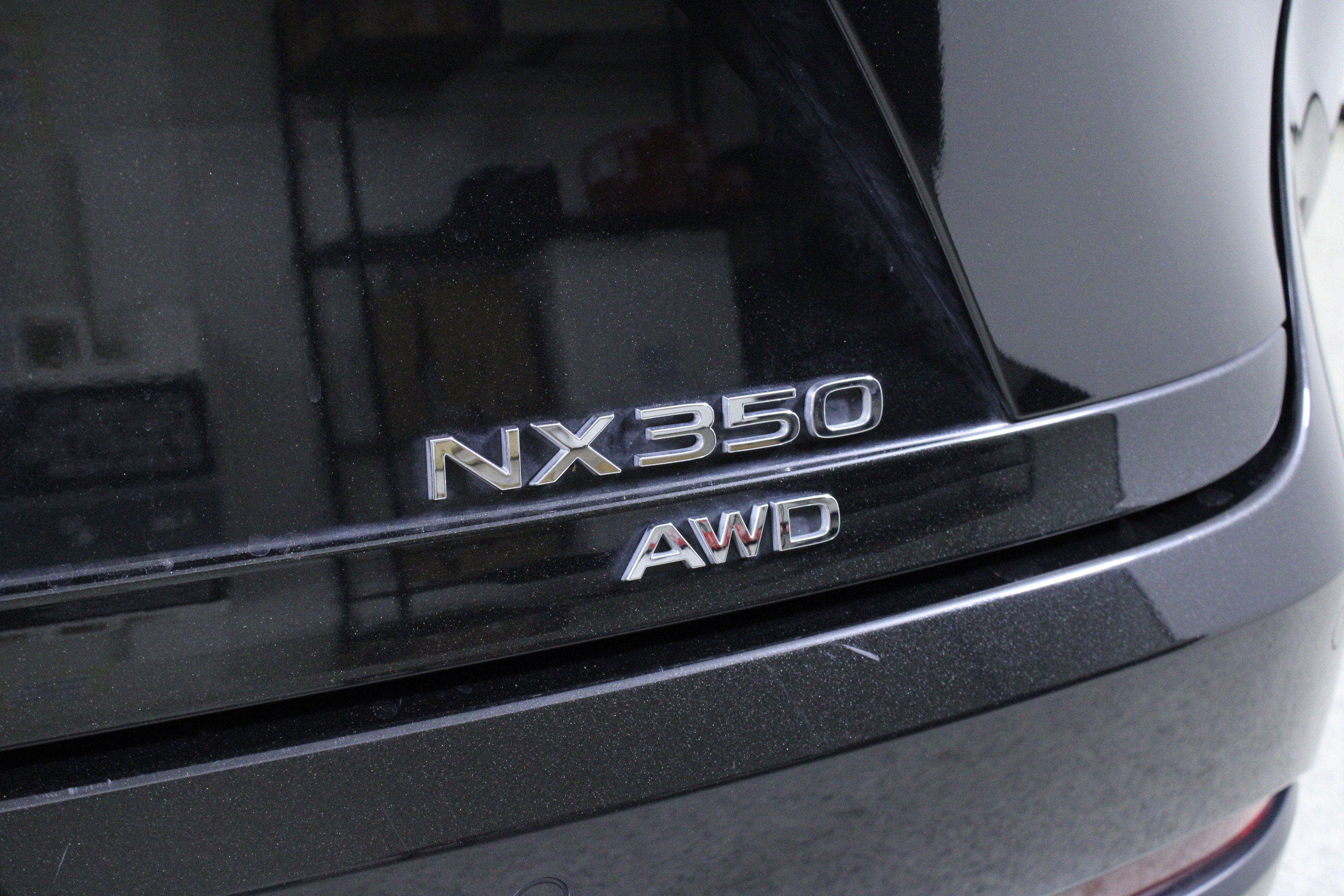 Used 2024 Lexus NX 350 AWD image 9