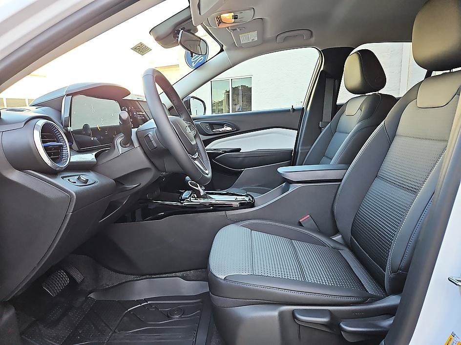 New 2026 Chevrolet Trax LT w/ Driver Confidence Package FWD image 9