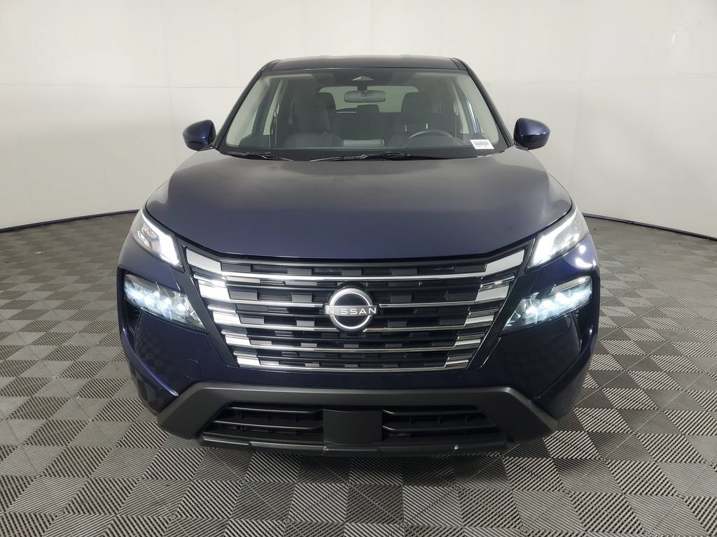 Used 2025 Nissan Rogue SV FWD image 9