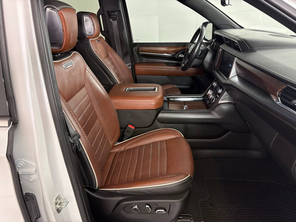 Used 2023 GMC Yukon Denali Ultimate image 53