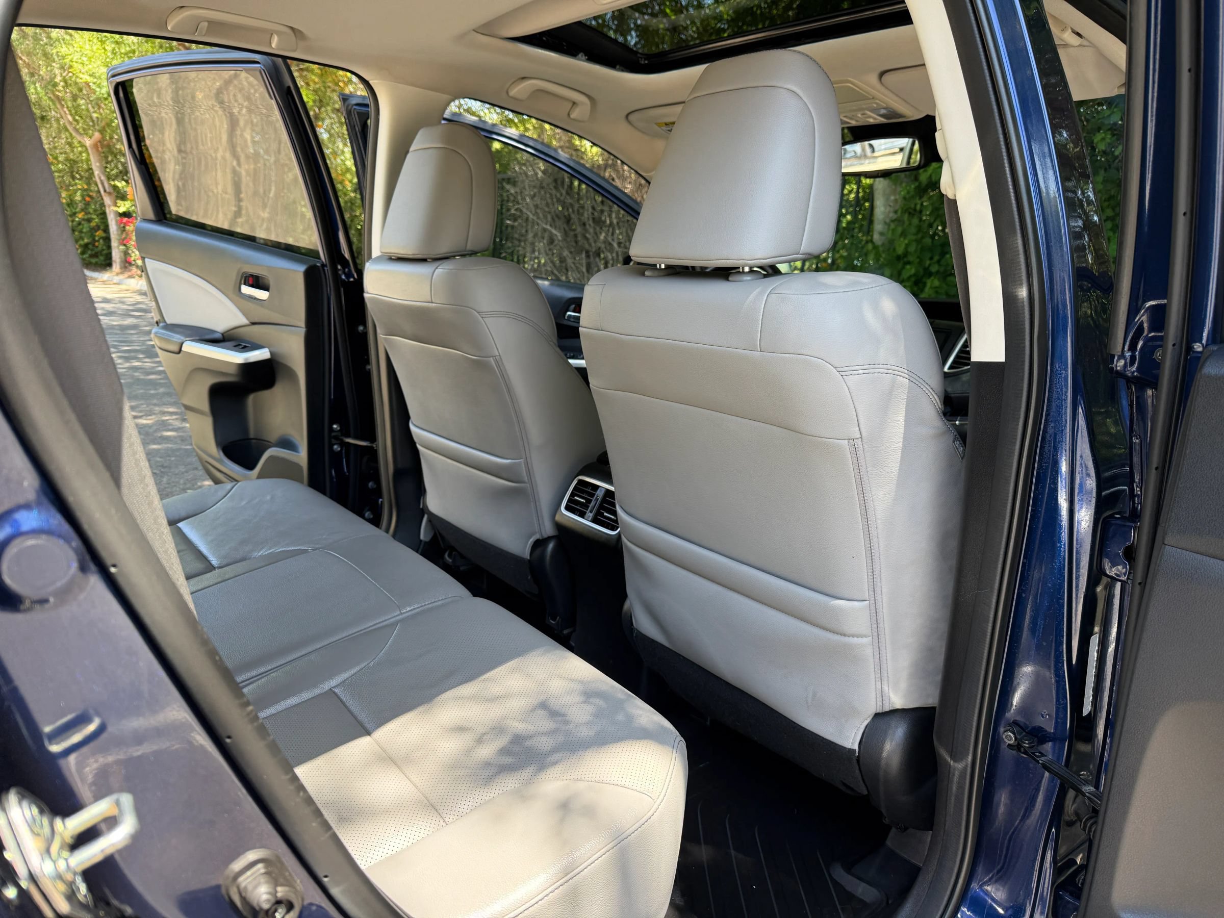 Used 2015 Honda CR-V Touring image 18
