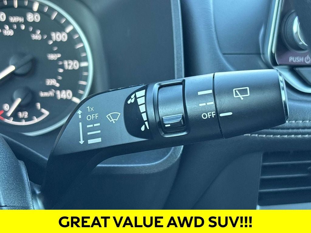 Used 2024 Nissan Rogue S image 25