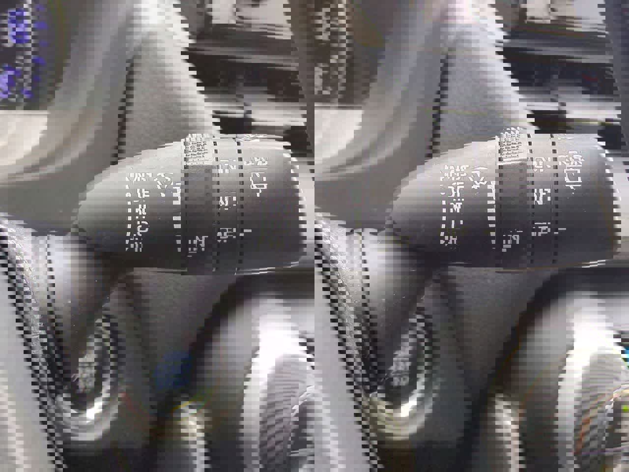 Used 2019 Toyota RAV4 XLE w/ Convenience Package image 27