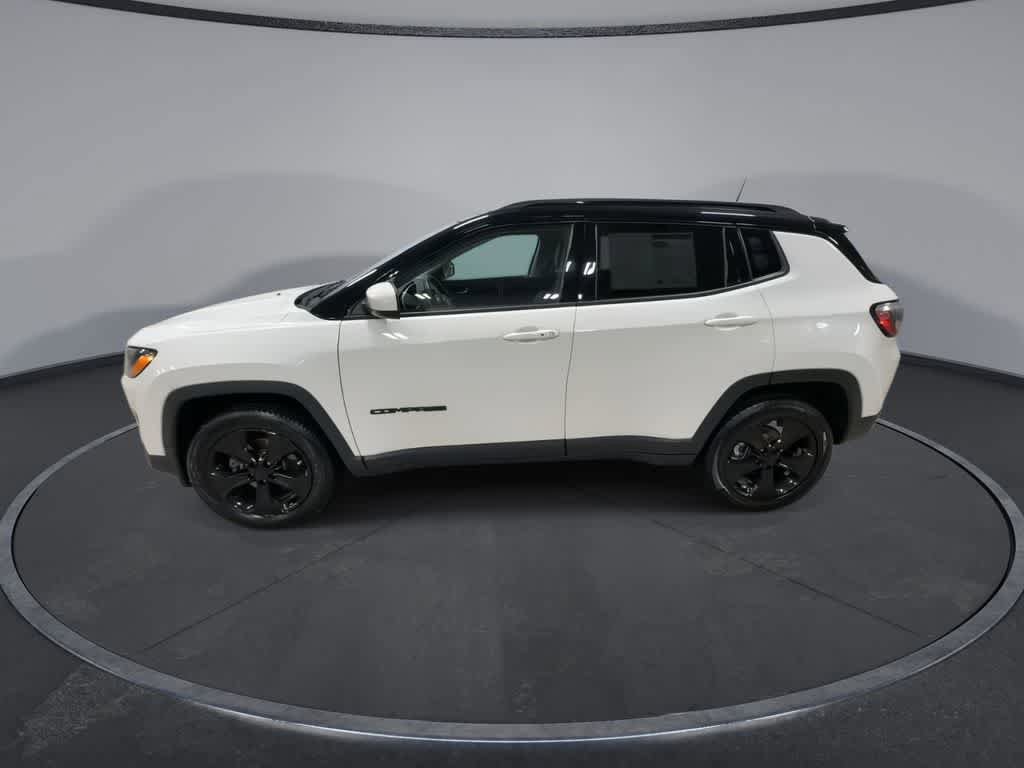 Used 2018 Jeep Compass Latitude AWD/4WD image 5