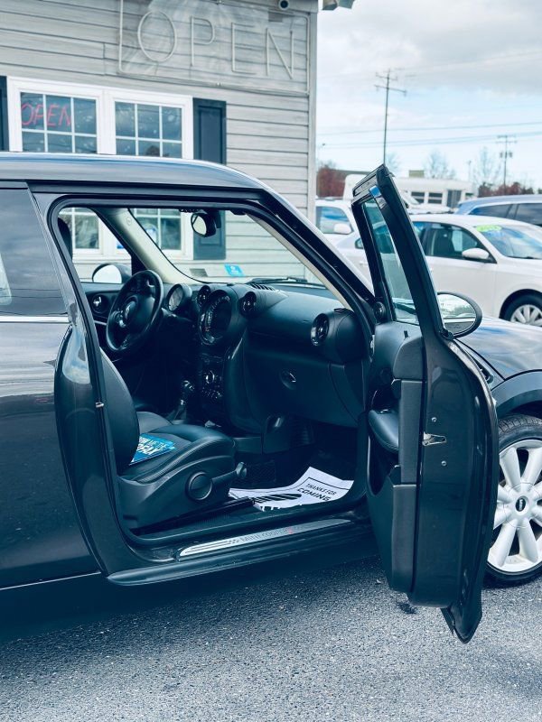 Used 2015 MINI Cooper Paceman S image 6