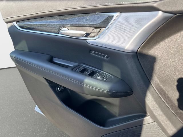 New 2026 Cadillac XT5 Premium Luxury w/ Driver Assist Package AWD/4WD image 16