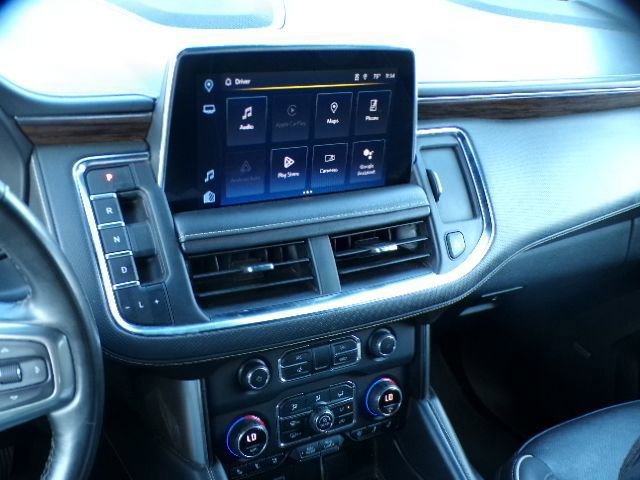 Used 2023 Chevrolet Suburban Premier RWD image 9
