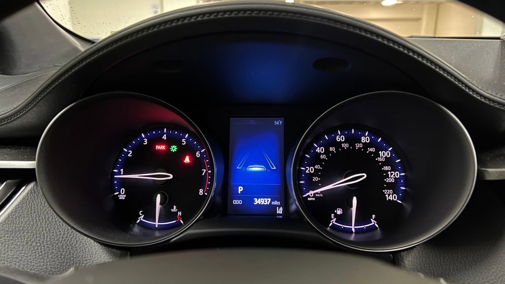 Certified 2018 Toyota C-HR XLE image 31