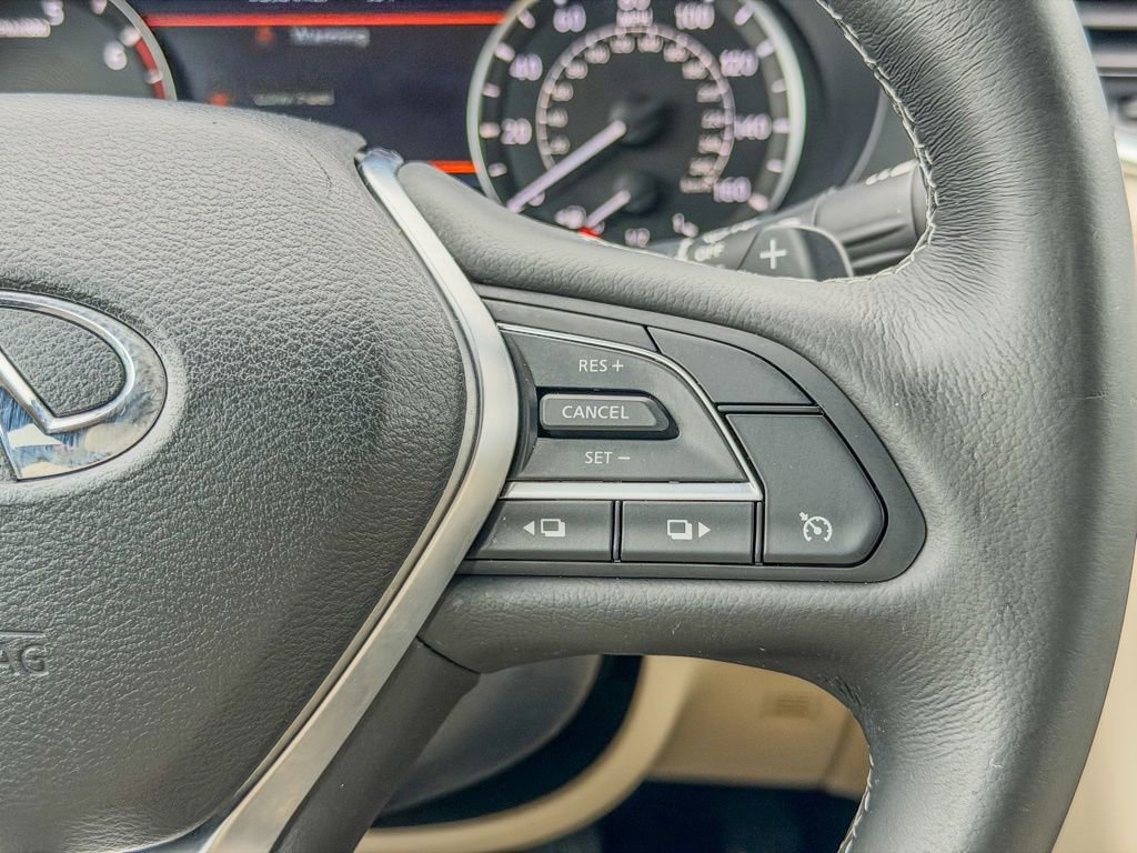 Used 2019 INFINITI QX50 Luxe FWD image 15