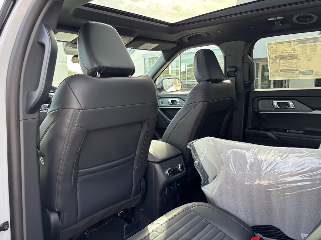 New 2026 Ford Explorer ST-Line image 16