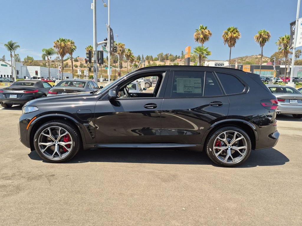 New 2026 BMW X5 xDrive50e w/ Executive Package AWD/4WD image 5