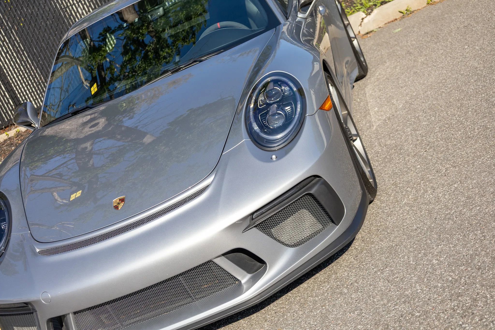 Used 2018 Porsche 911 GT3 RWD image 14