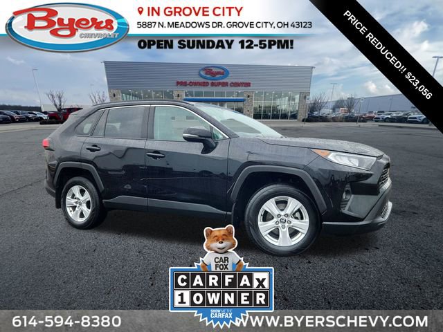 Used 2021 Toyota RAV4 XLE w/ Convenience Package image 1