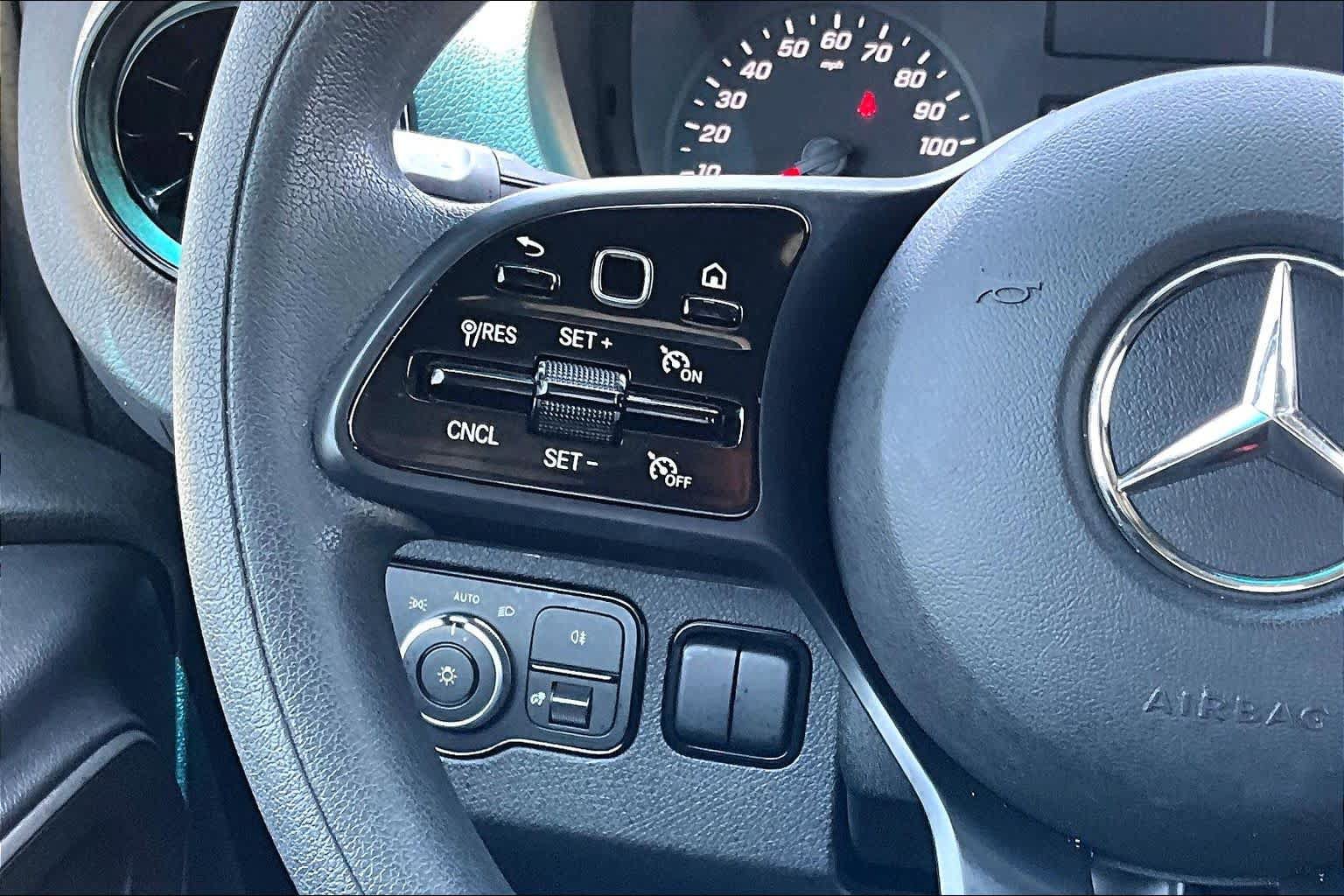 Used 2023 Mercedes-Benz Sprinter 1500 image 23