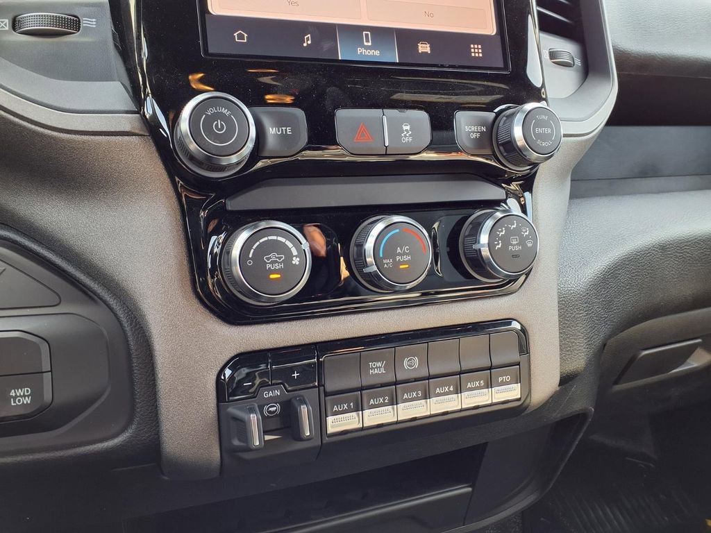 New 2026 RAM 5500 Tradesman AWD/4WD image 10