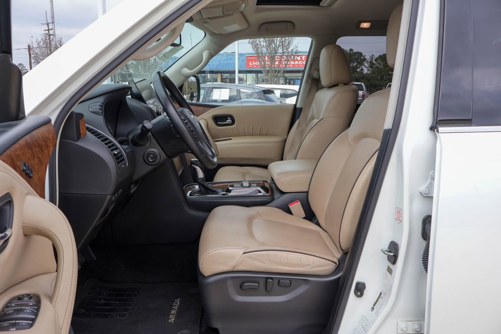 Used 2023 Nissan Armada SL w/ Captain's Chairs Package image 6