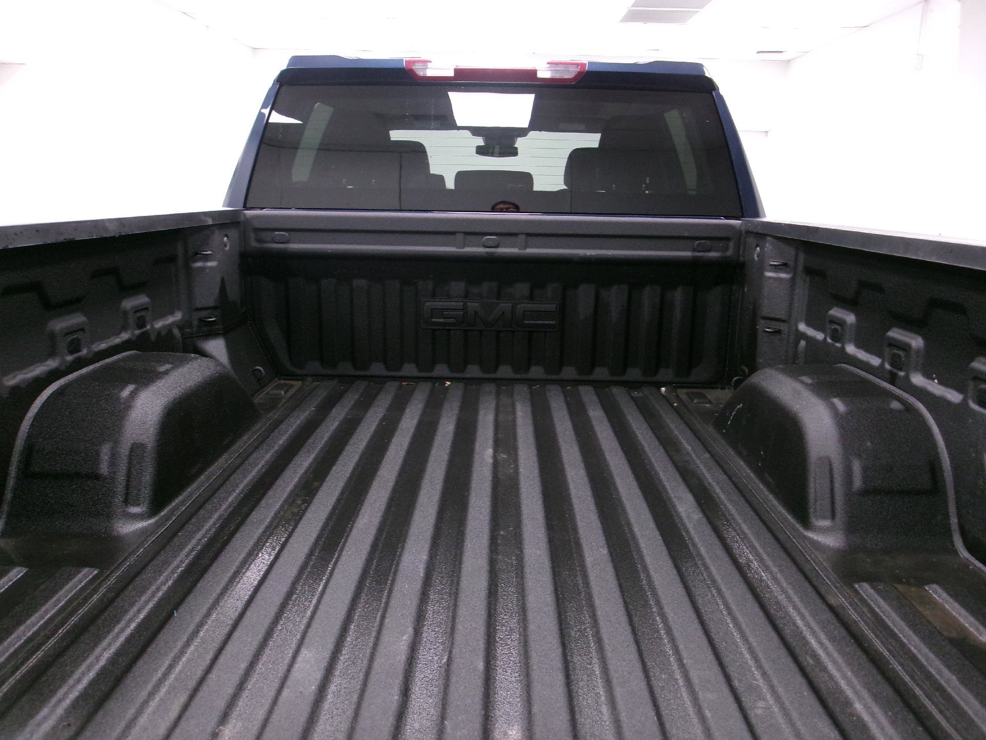 Certified 2022 GMC Sierra 1500 SLE image 11