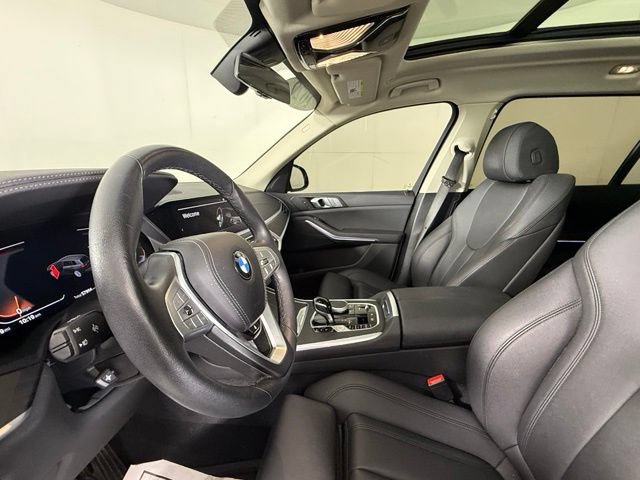 Used 2022 BMW X7 xDrive40i w/ Cold Weather Package AWD/4WD image 17