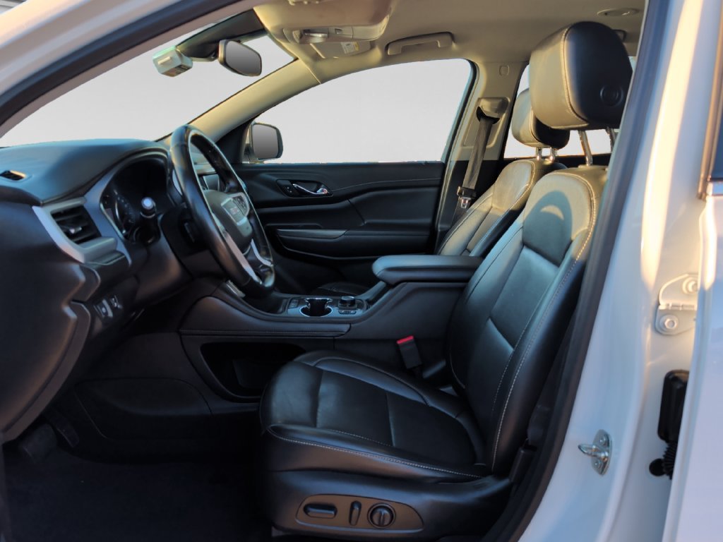 Used 2023 GMC Acadia SLT AWD/4WD image 16