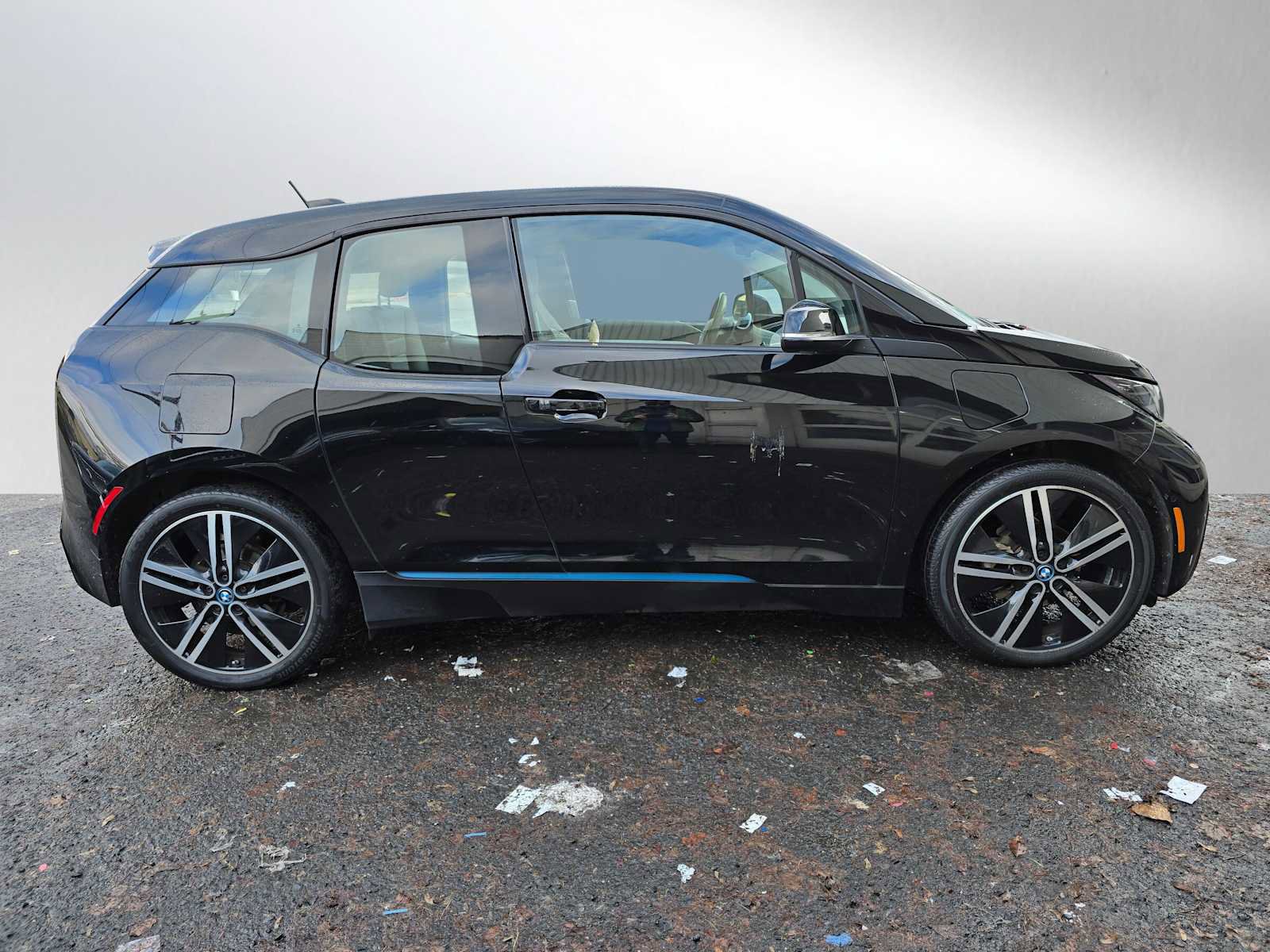 Used 2016 BMW i3 w/ Range Extender image 10