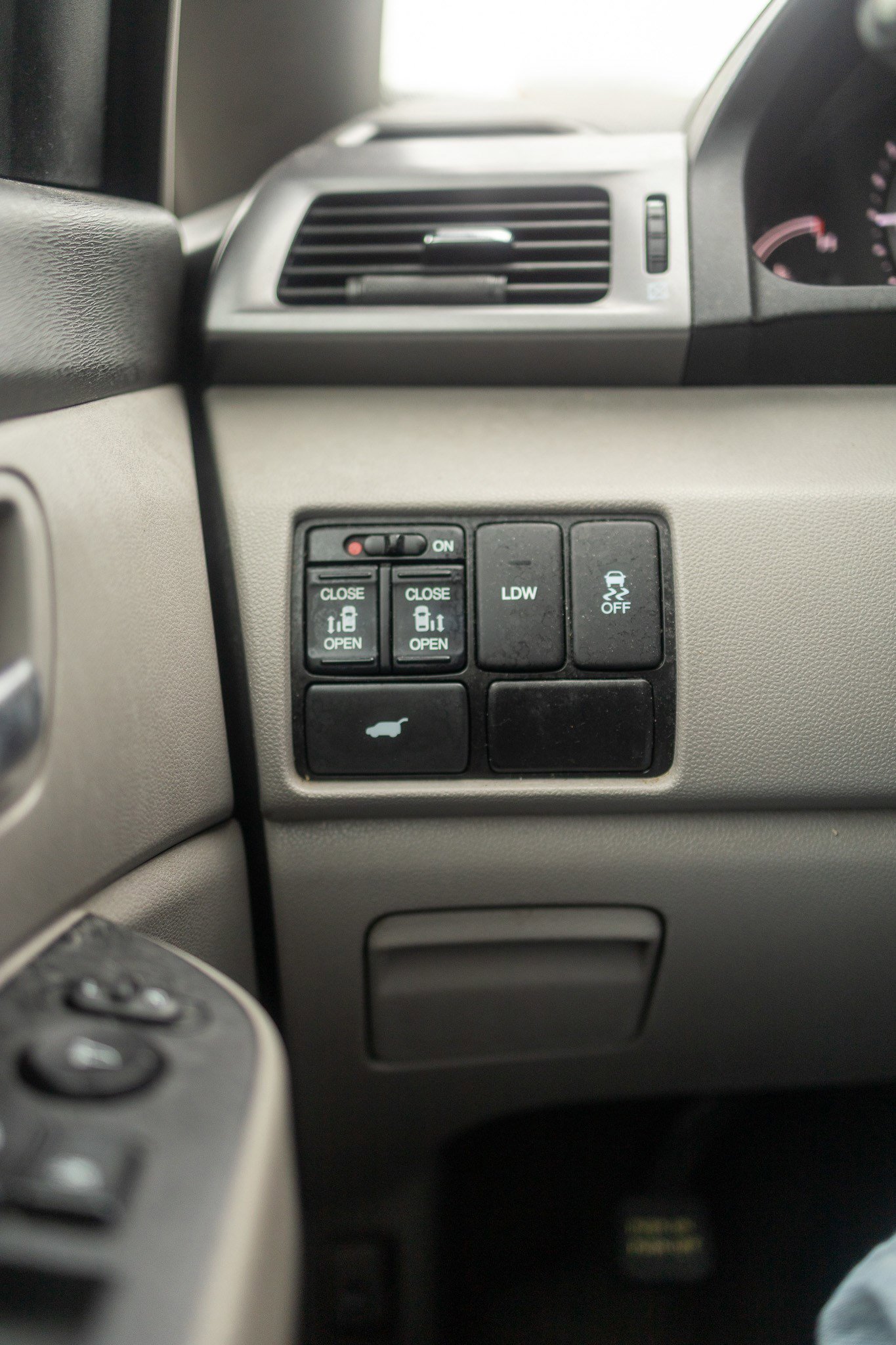 Used 2014 Honda Odyssey EX-L image 33