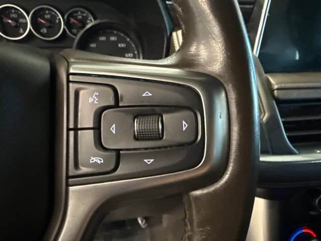 Used 2021 Chevrolet Suburban Z71 w/ Z71 Signature Package AWD/4WD image 15