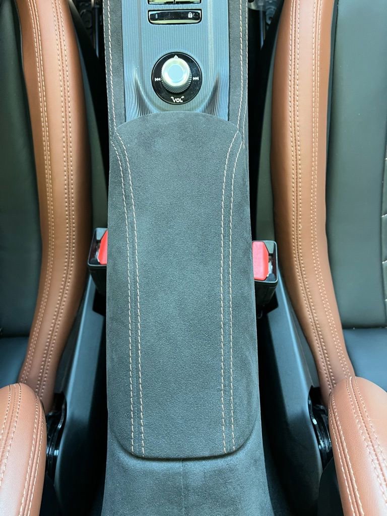 Used 2023 Maserati MC20 Spyder image 12