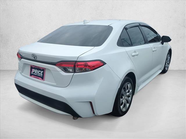 Certified 2022 Toyota Corolla LE FWD image 5