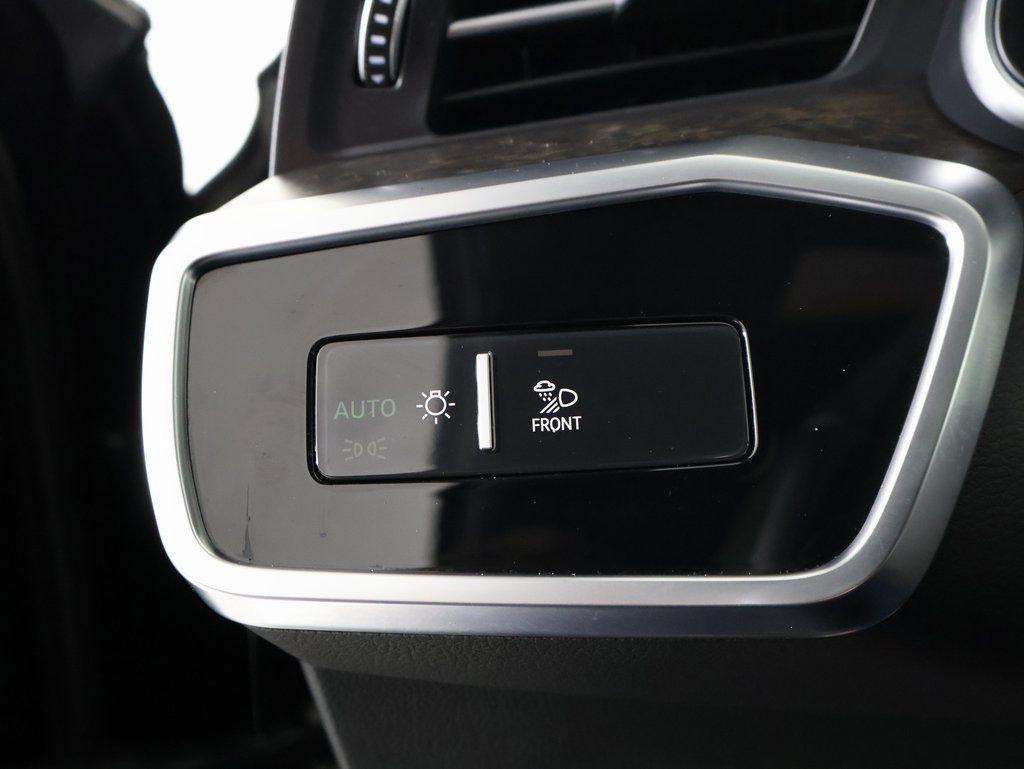 Used 2021 Audi A6 Premium Plus w/ Executive Package image 26