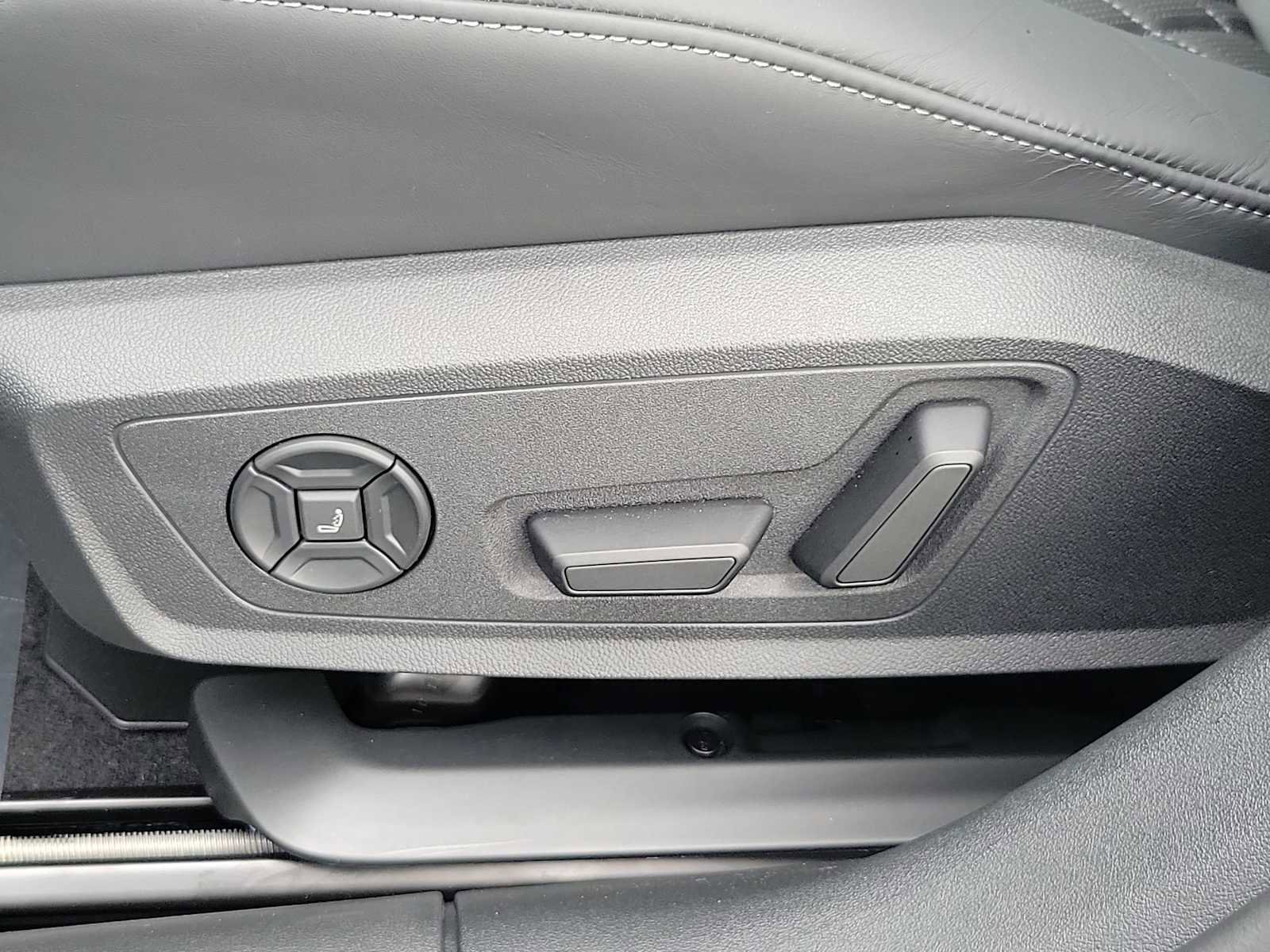 New 2025 Audi S5 Prestige image 16