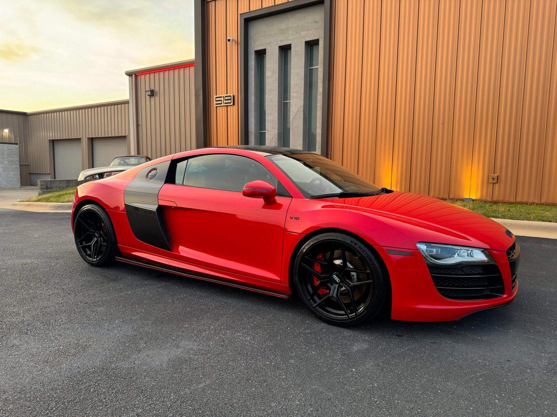 Used 2011 Audi R8 V10 AWD/4WD image 3