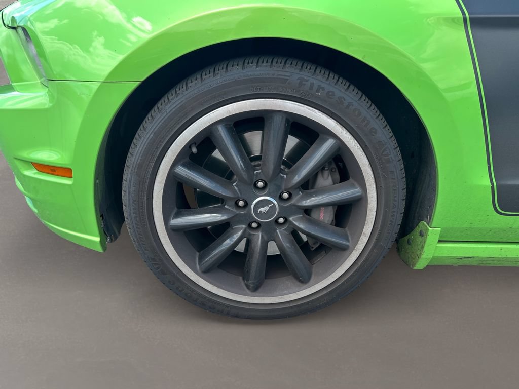 Used 2013 Ford Mustang Boss 302 w/ Boss 302 Accessory Pkg RWD image 10