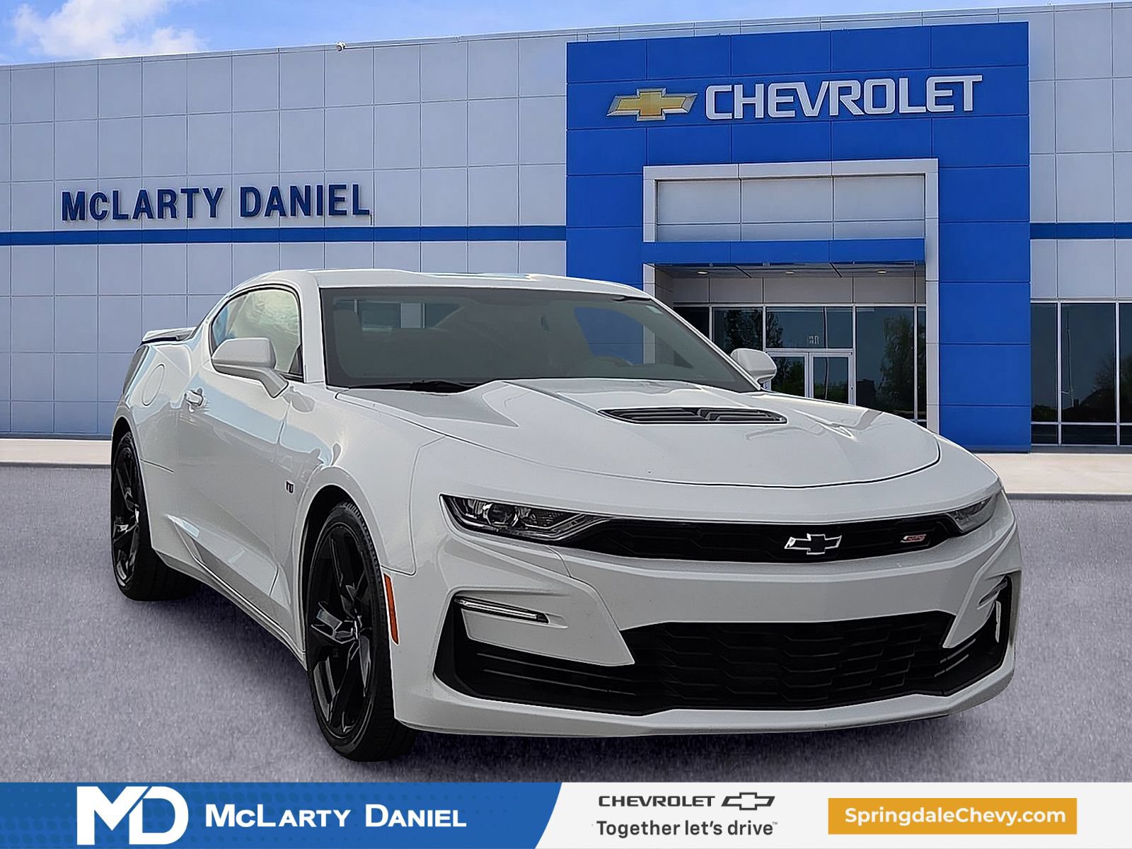 Used 2022 Chevrolet Camaro SS RWD image 1