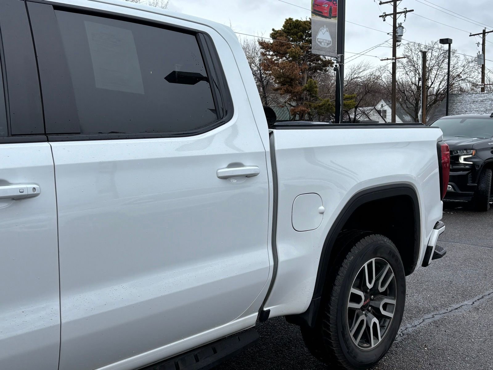 Used 2023 GMC Sierra 1500 AT4 w/ Technology Package image 7