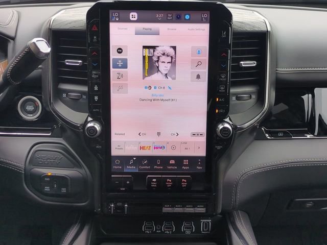 New 2025 RAM 3500 Limited image 19