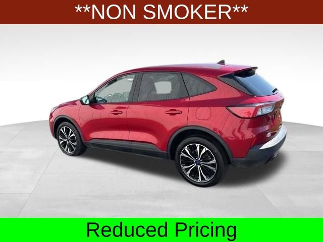 Used 2022 Ford Escape SEL w/ SEL Stealth AWD Package image 4