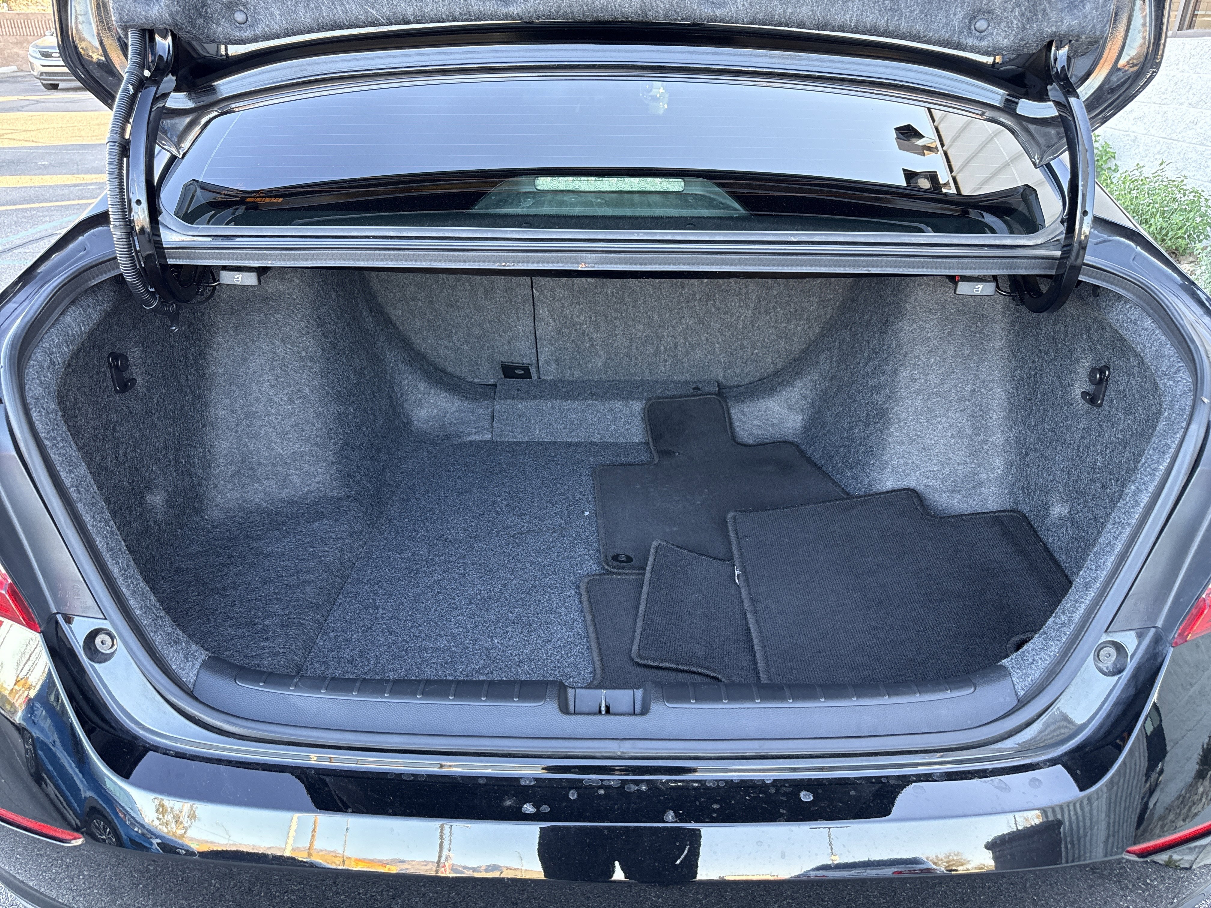 Used 2022 Honda Accord Sport image 12