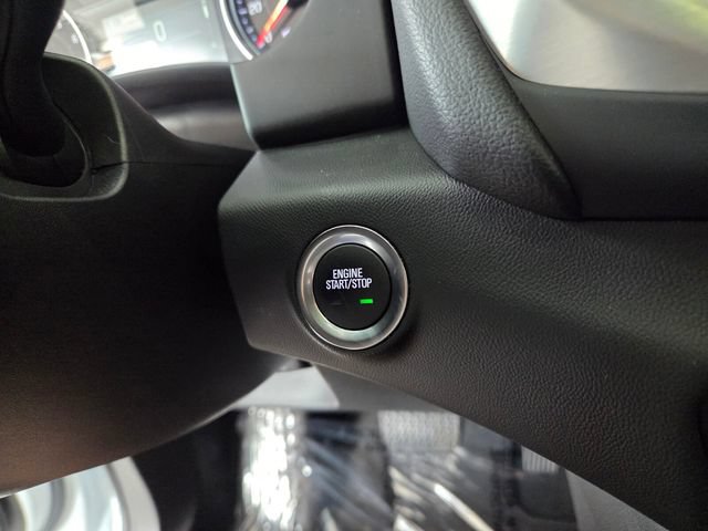 Used 2024 GMC Terrain SLE w/ Driver Convenience Package FWD image 28