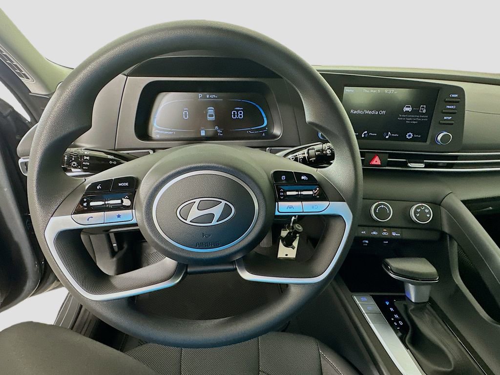 New 2026 Hyundai Elantra SE w/ Cargo Package FWD image 10