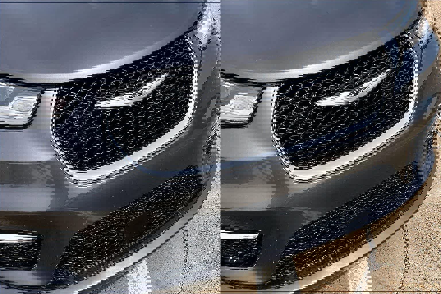 Used 2023 Chrysler Pacifica Touring-L image 32