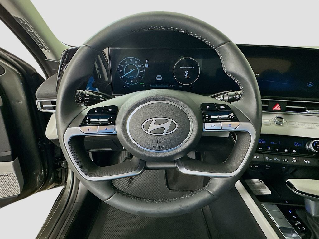 New 2026 Hyundai Elantra Limited image 10