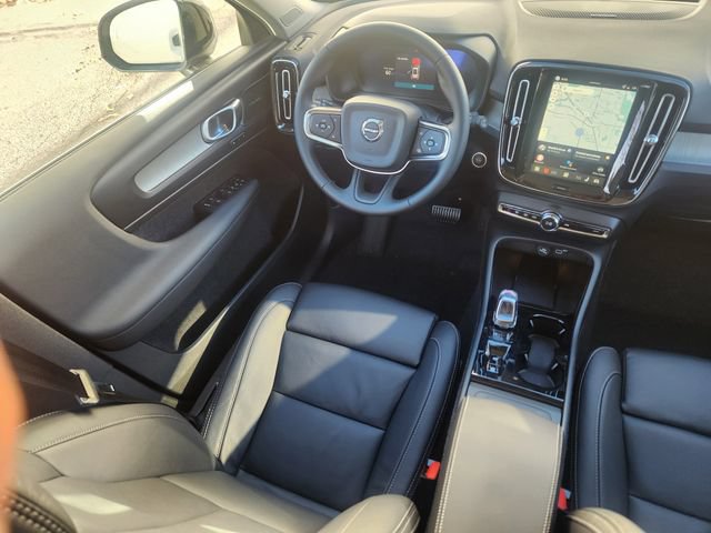New 2026 Volvo XC40 B5 Ultra w/ Climate Package AWD/4WD image 10
