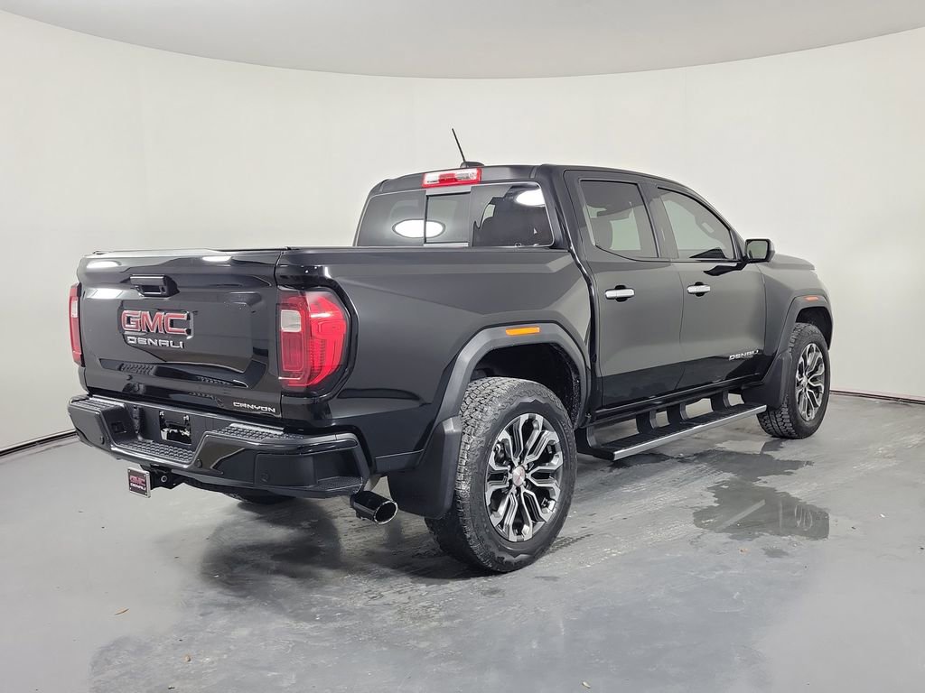 Used 2023 GMC Canyon Denali AWD/4WD image 5