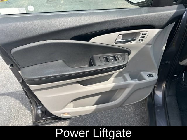 Used 2019 Honda Pilot Touring image 17