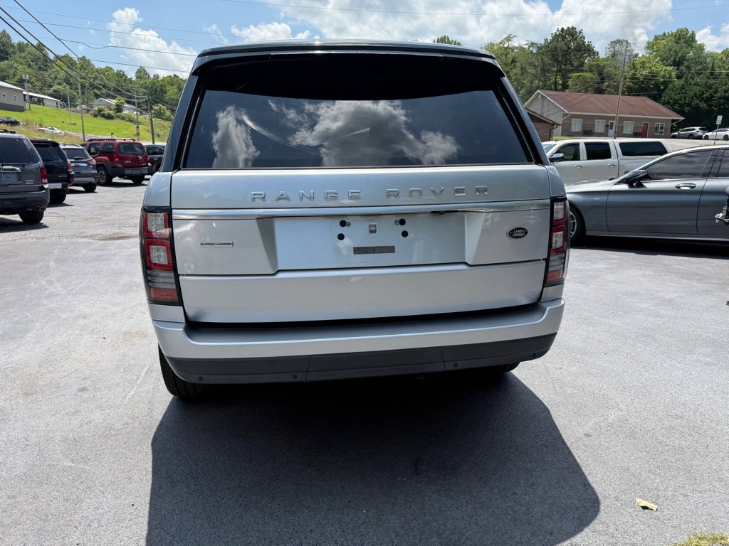 Used 2015 Land Rover Range Rover Supercharged image 15