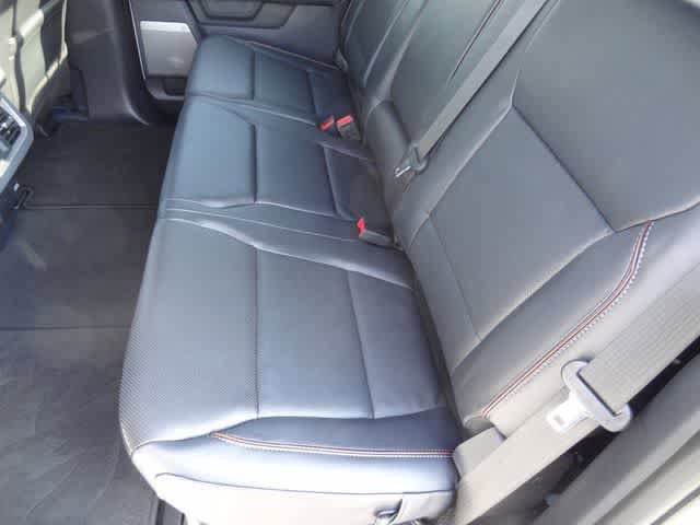 Used 2024 Ford F250 Lariat w/ Black Appearance Package AWD/4WD image 8
