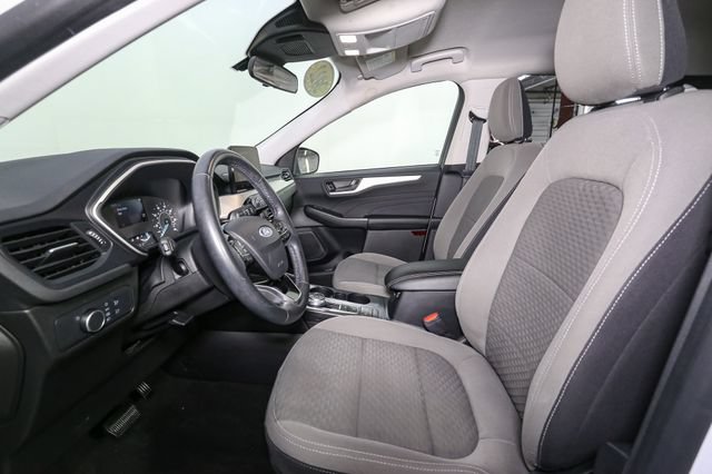 Used 2022 Ford Escape SE w/ Cold Weather Package FWD image 35