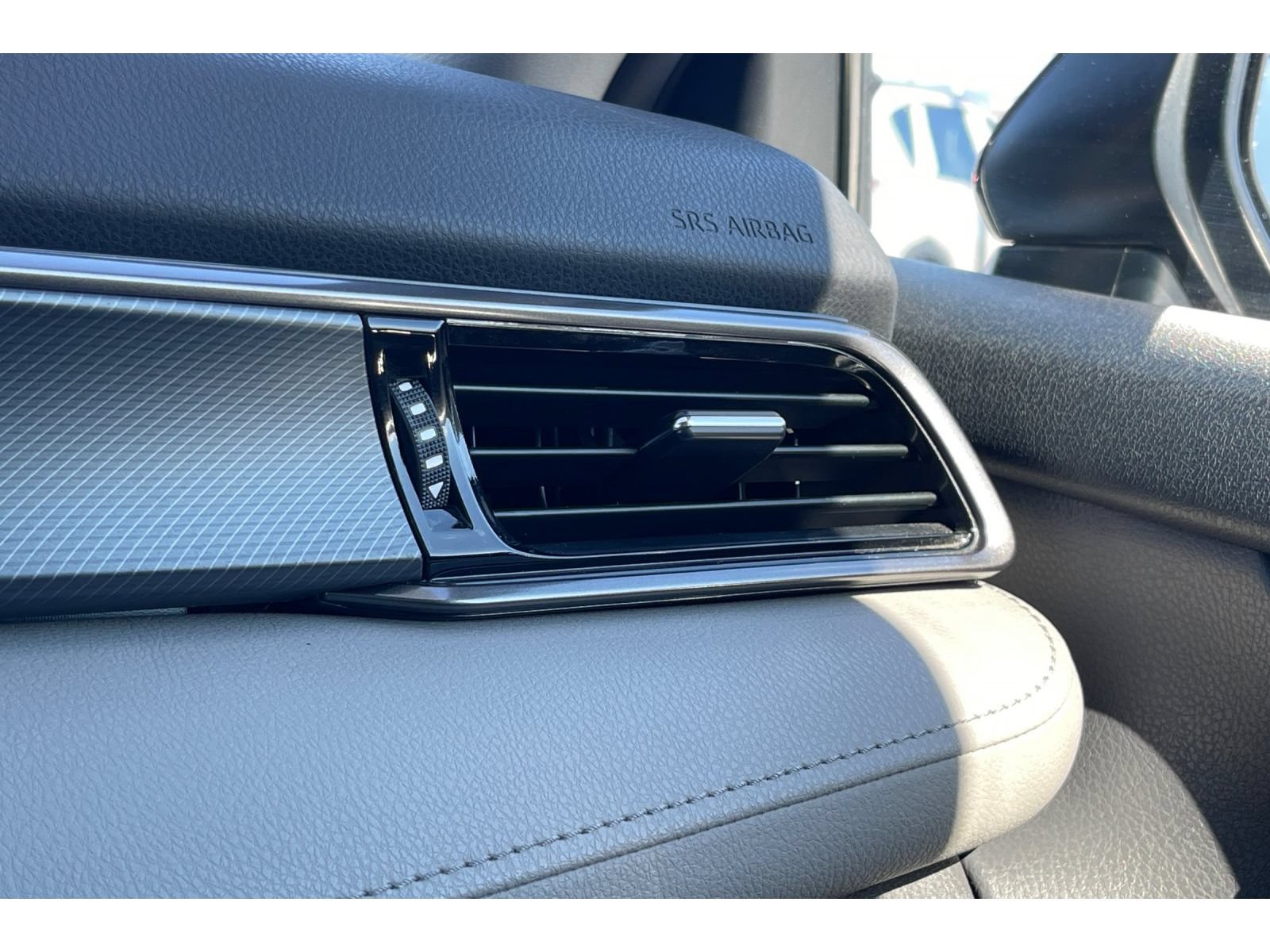 Used 2022 Toyota Camry LE w/ Convenience Package FWD image 28