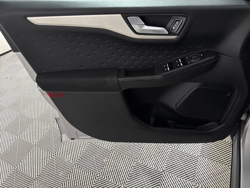 Used 2020 Ford Escape S FWD image 10