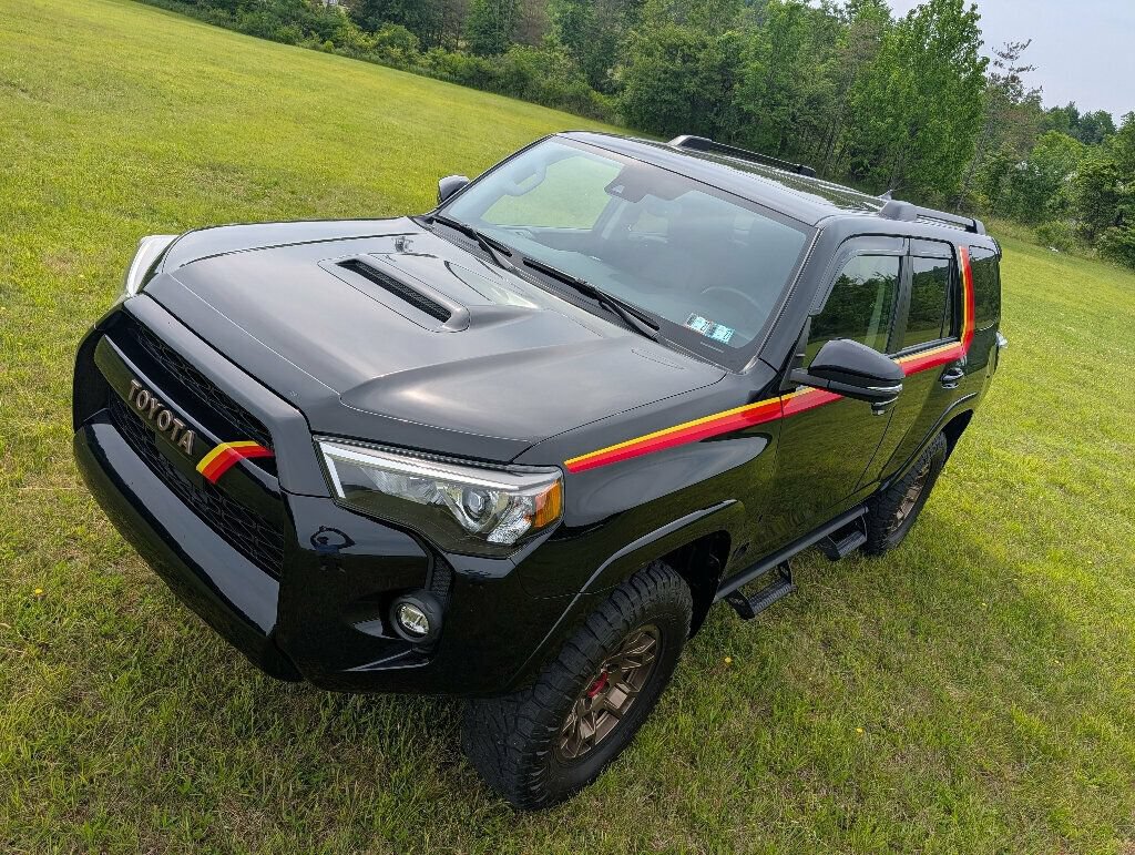 Used 2023 Toyota 4Runner 40th Anniversary SE AWD/4WD image 16